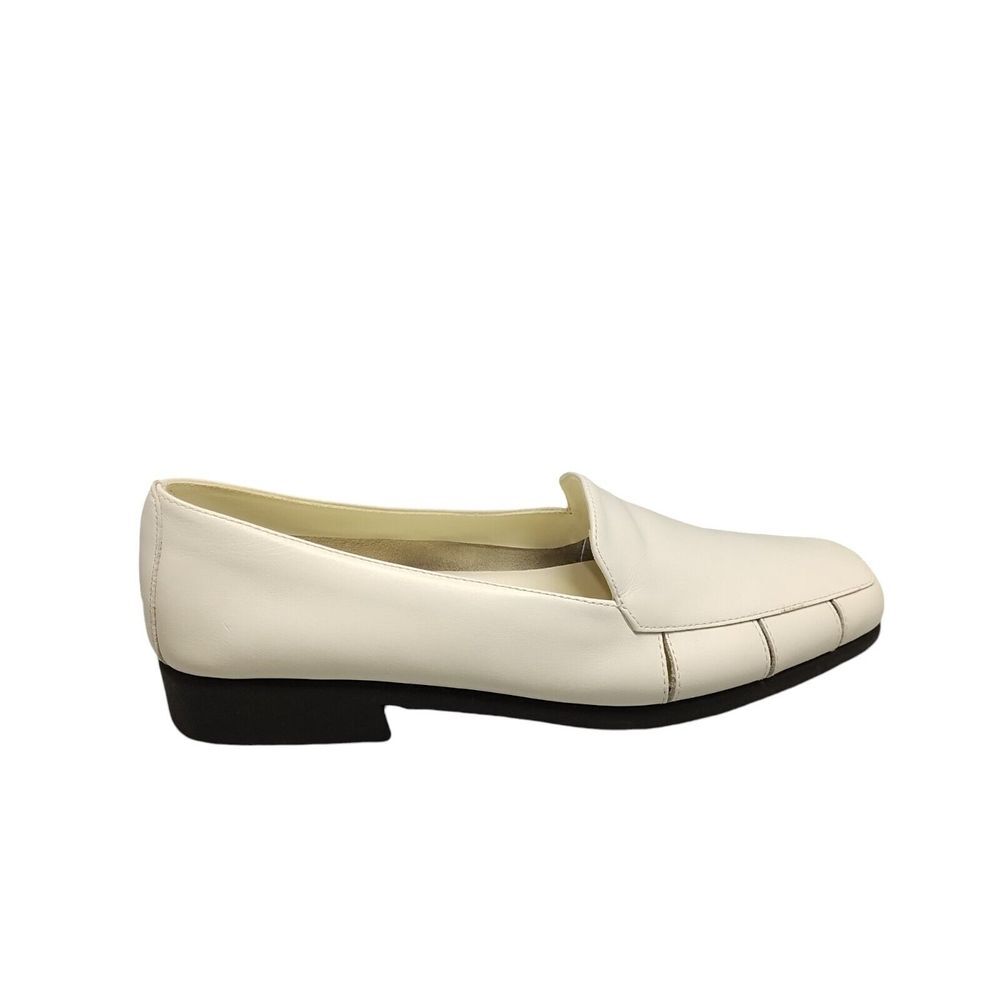 Judith Parsnip Loafer Shoes Womens 8.5 White‎ Leather Comfort Round Toe Slip On